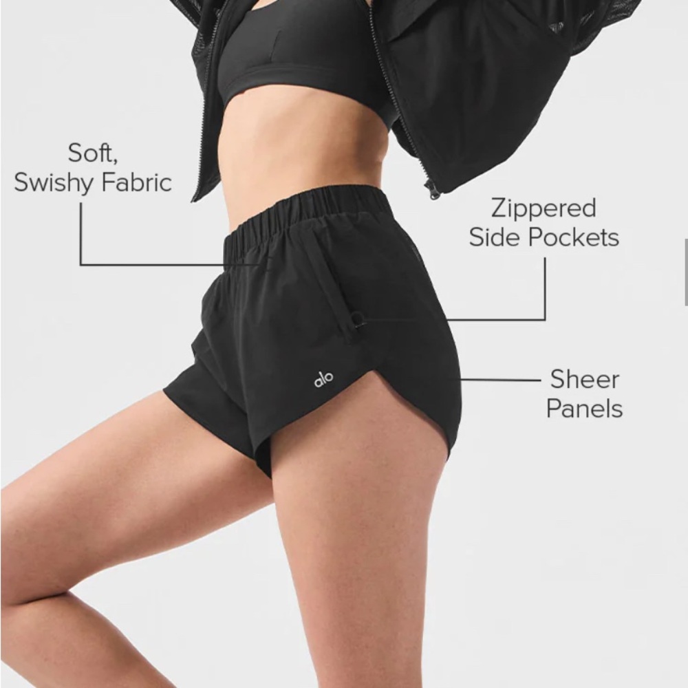ALO Yoga Women's Black Athletic Shorts